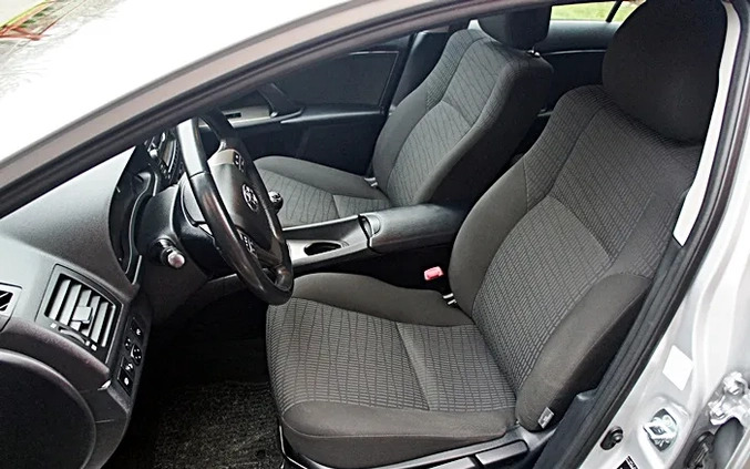 Toyota Avensis cena 26999 przebieg: 227000, rok produkcji 2009 z Raciąż małe 407